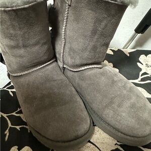 UGG Classic Gray Winter Boots